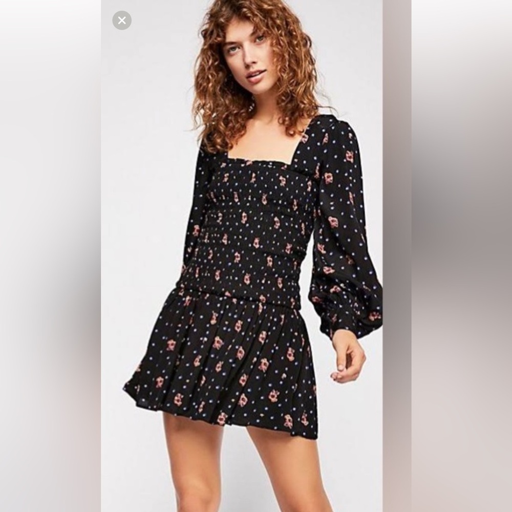 Free people dress, Floral Black Dress. Size Small.